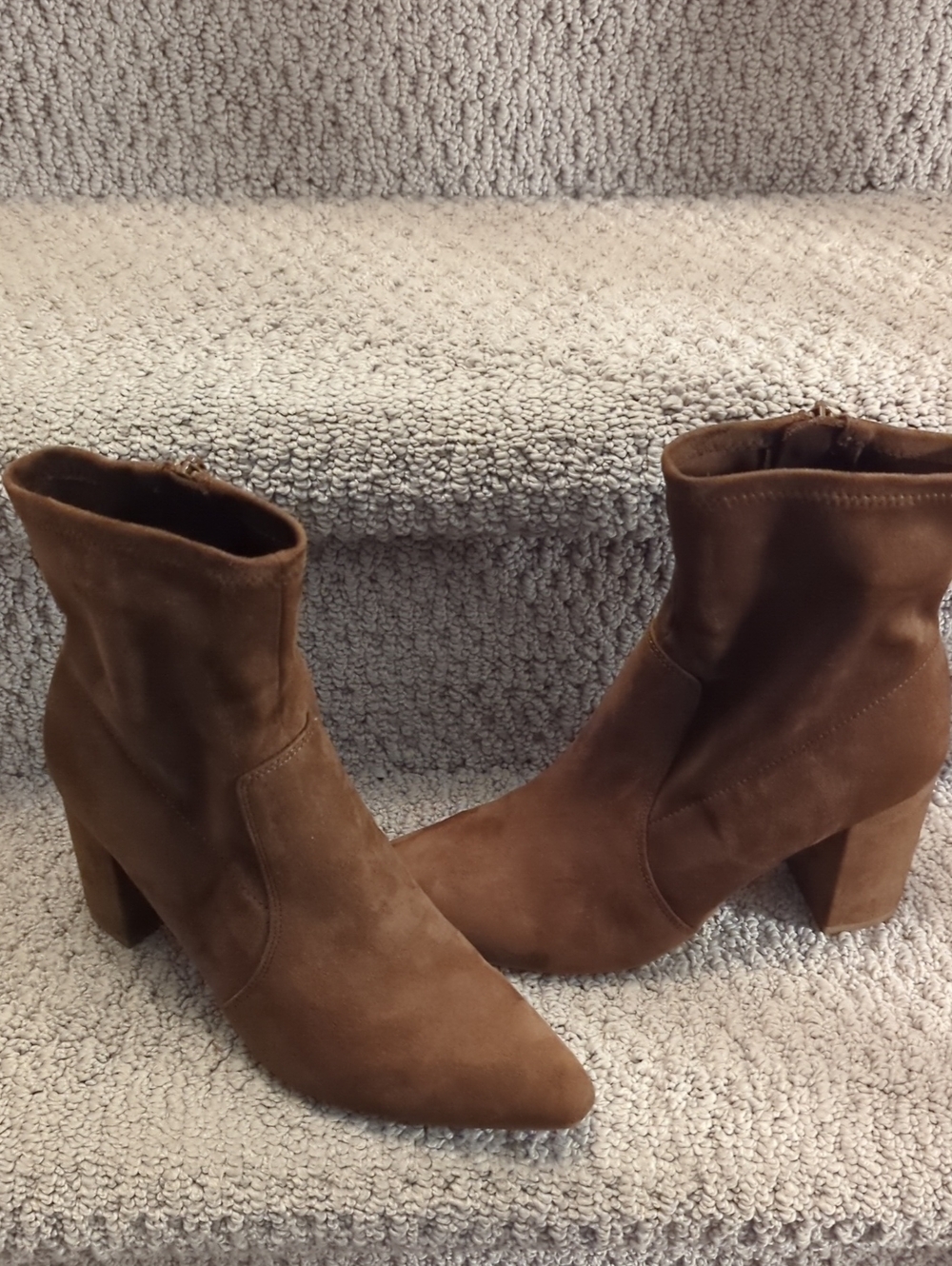 Women's Old Navy Brown Faux Suede Pointed-Toe Ankle Boots